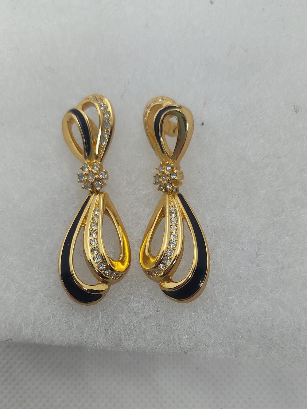 Christian Dior Gold and Black Teardrop Crystal Dangle Post Earrings 2"